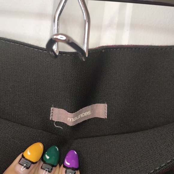 L - Maurices High Rise red plaid checkered slimming ponte legging elastic waist - Picture 3 of 6